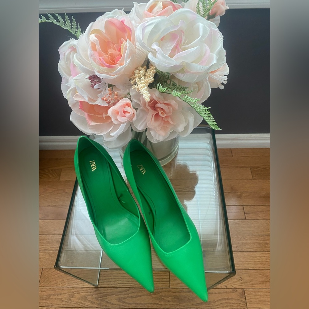 Zara green "parakeet" heeled pumps.